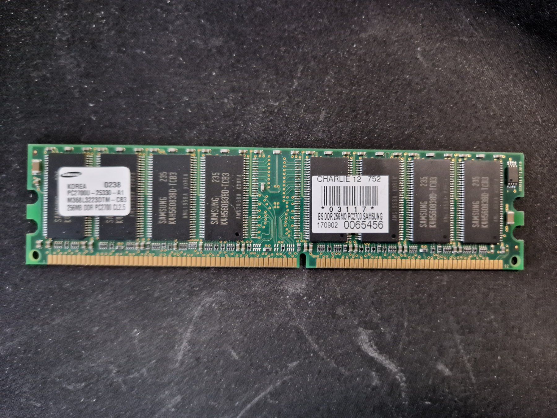 Samsung Elektronikbauteile: Samsung 256 MB DDR RAM Memory Module - PC2700 CL2.5 – Gebraucht aus Genève von mte_hnx9
