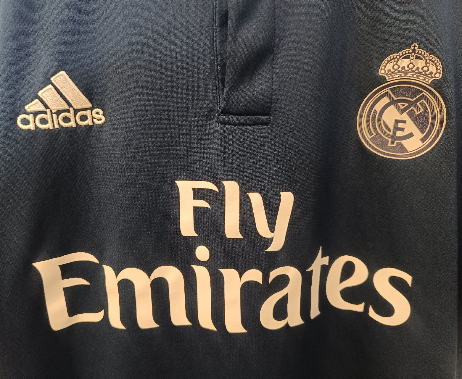 Real Madrid Canottiere & Pantaloni: RONALDO #7 Original Real Madrid 2015-16 Third Trikot – Usato da St-Léonard venduto da SwissDealsJersey 2