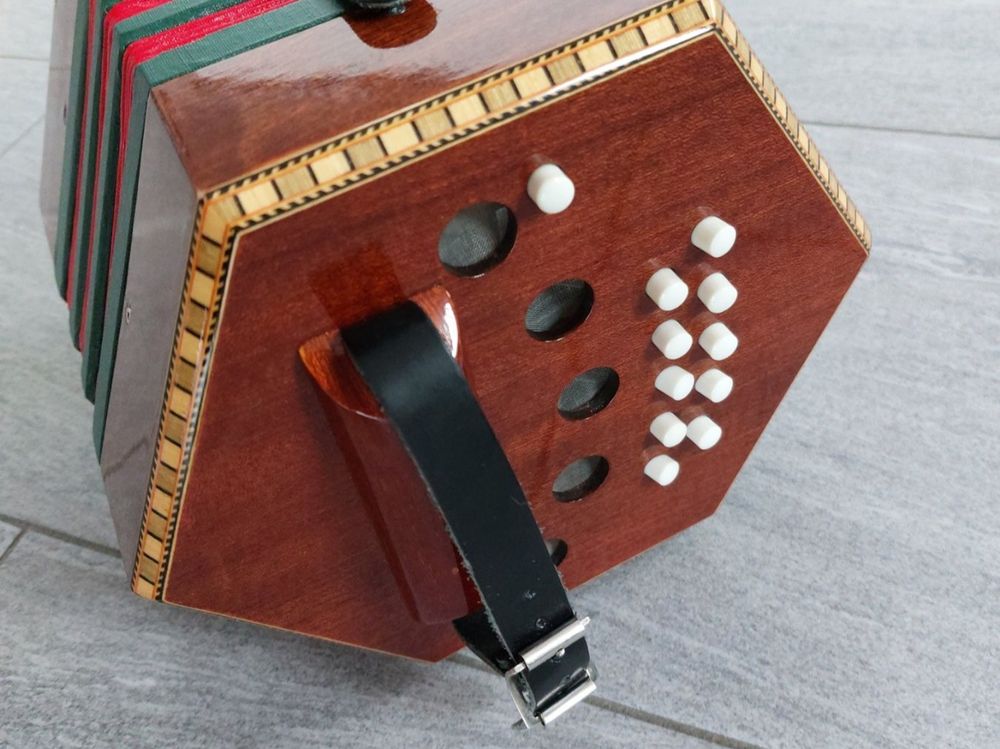 Örgeli Concertina von Hohner Kaufen auf Ricardo