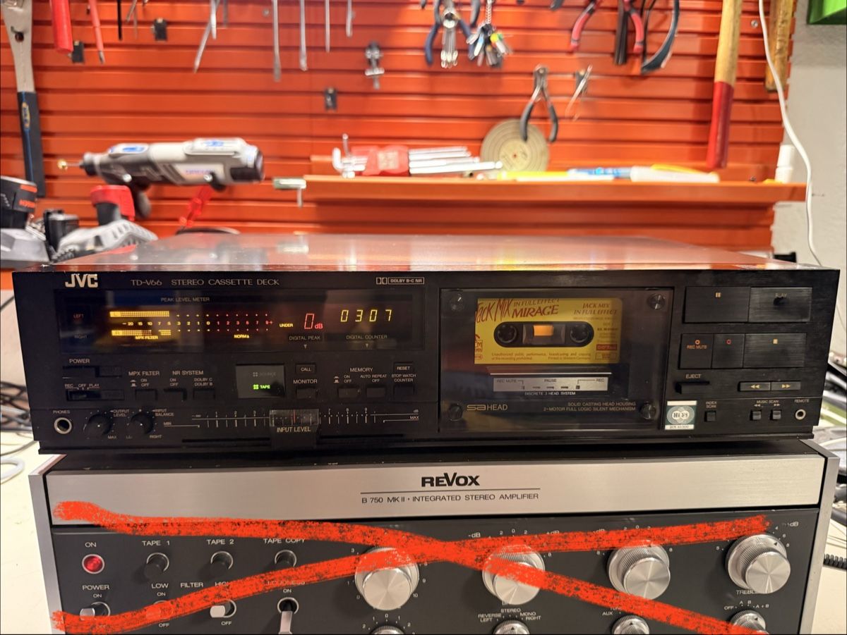 JVC Aufnahmegeräte: JVC TD-V66 Stereo Cassette Deck – Gebraucht aus Safenwil von xmdomi