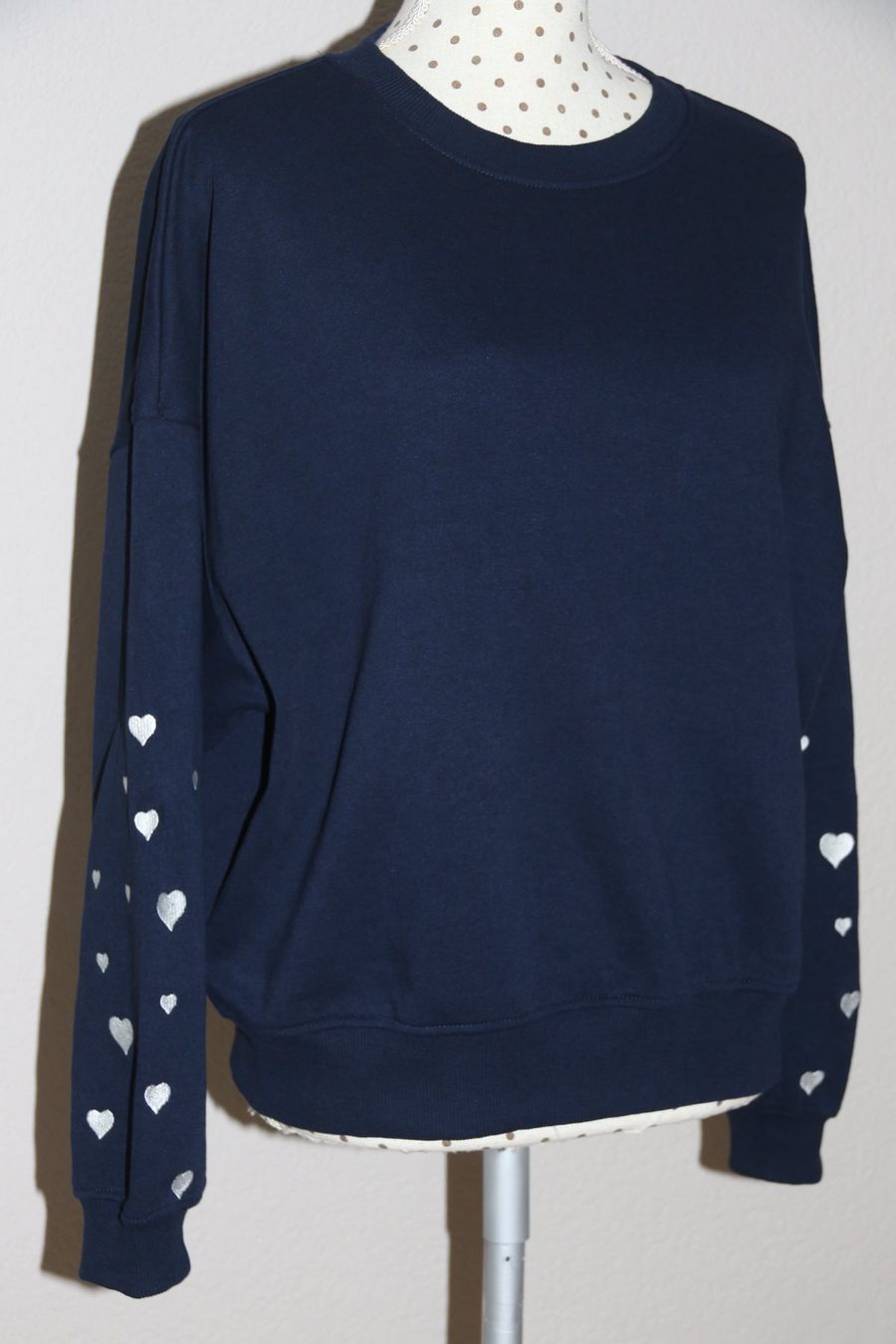 Maglioni & Felpe: Cooles Sweatshirt eher Gr.M wie neu – Nuovo (secondo la descrizione) da Oberwil-Lieli venduto da Svetlana28 4
