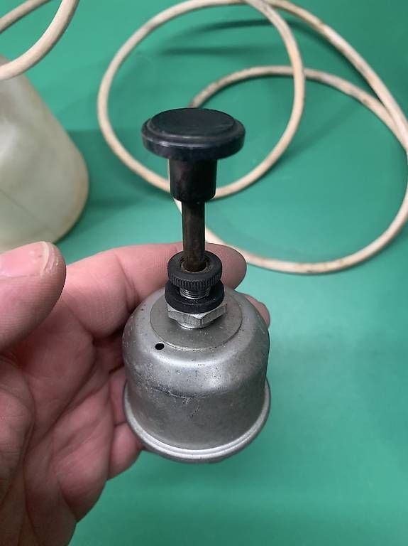 Accessori per altri veicoli: VW Käfer Spritzwasser Behälter+Halter – Usato da Hersberg venduto da Lufti 3