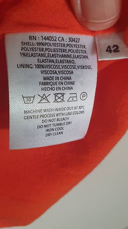 Essentiel Antwerp Vestiti: Essentiel Kleid Gr. 38-40 – Usato da Oberrieden venduto da Taramara 1