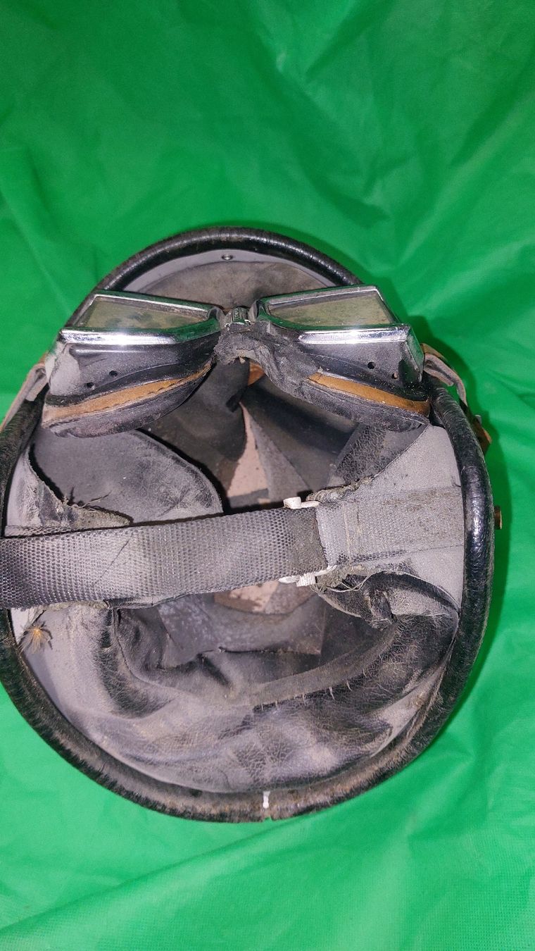 Caschi & visiere: Helm Oldtimer Vintage Rollerhelm Motorradhelm mit Brille  – Usato da Opfertshofen SH venduto da museumswert 3
