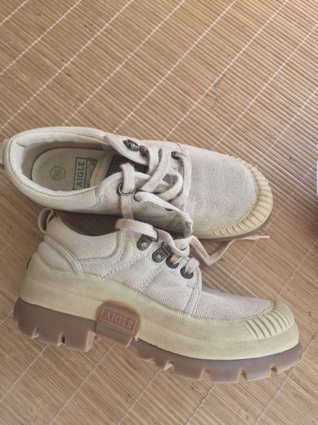 Scarpe da uomo: Aigle schöner Boots Gr. 36 – Usato da Frenkendorf venduto da Moon111 1
