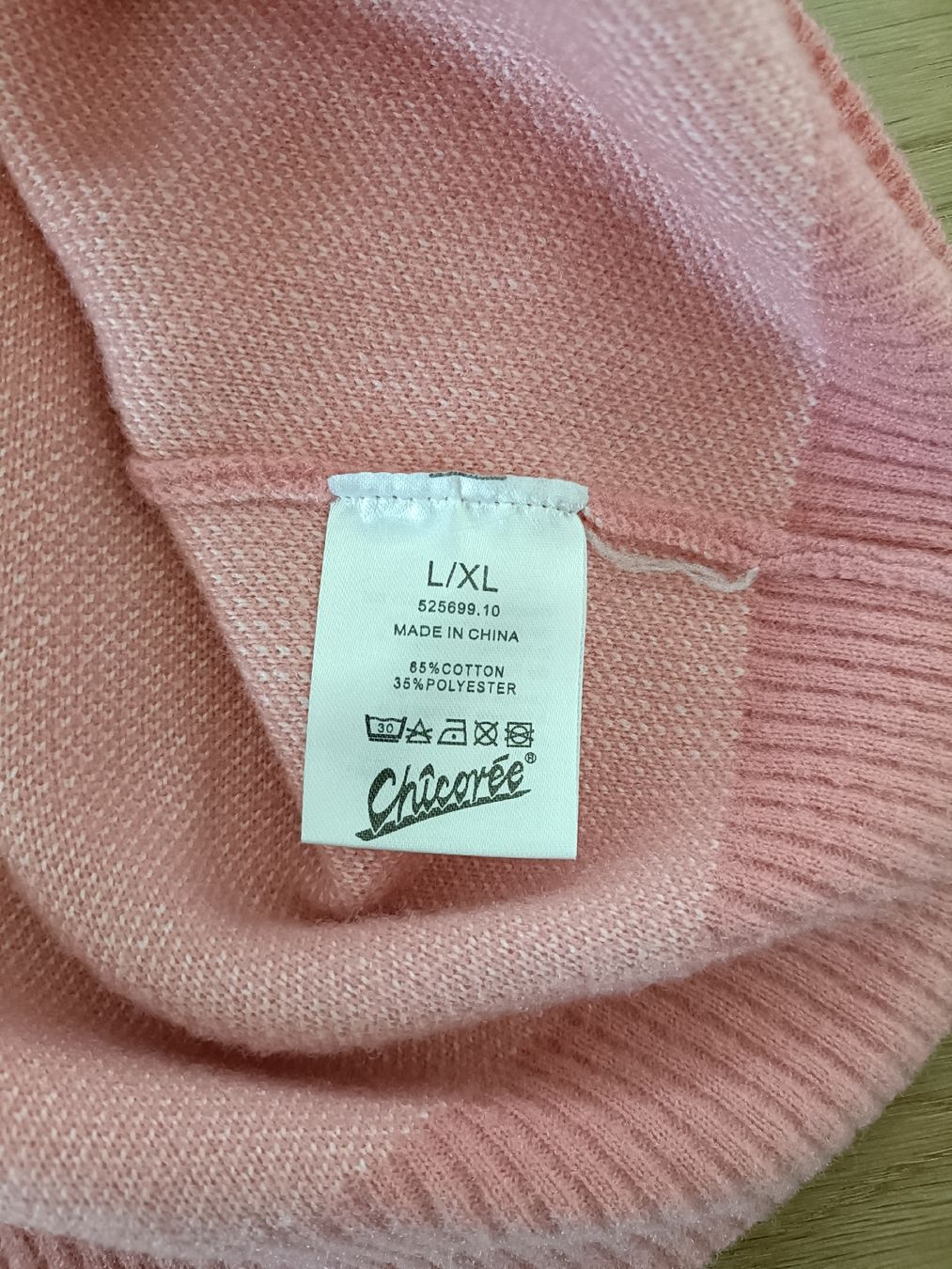 Maglioni & Felpe: Chicorée Pullover, Grösse eher L, Rosa mit Muster, Winter – Usato da Winterthur venduto da meci02 5