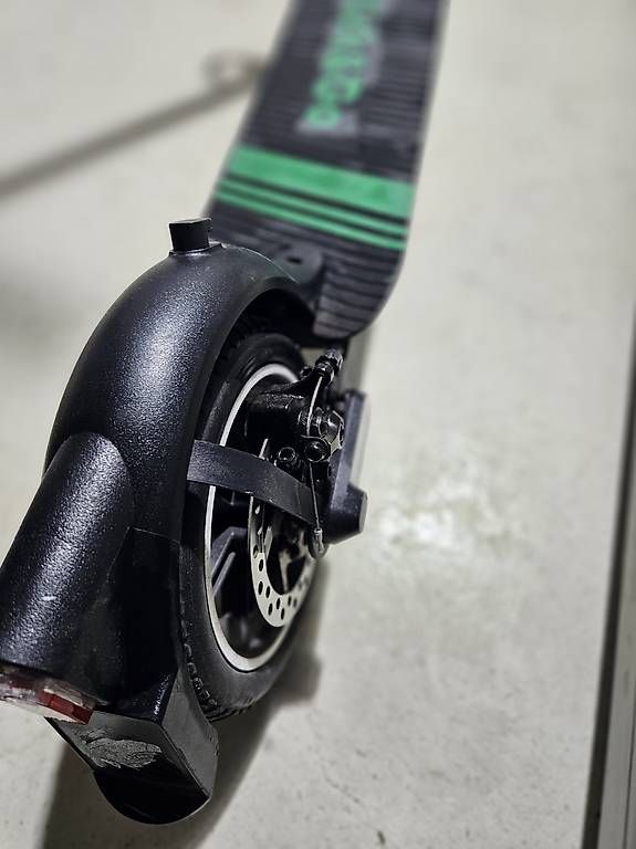 Kickboard: UrbMob Kick&Go E-Scooter – Usato da Gelterkinden venduto da morten75 1