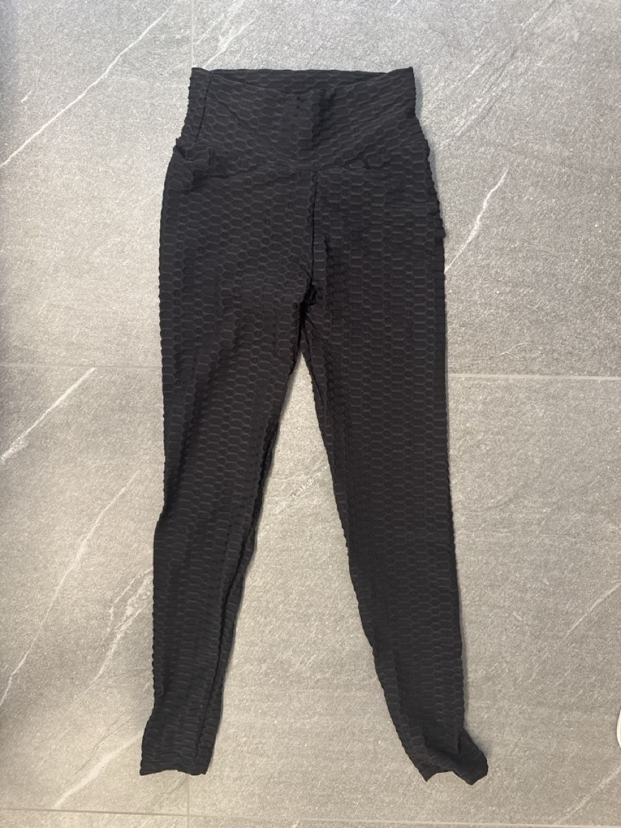 Leggings: Leggings size S black – Usato da Porza venduto da kaj_d5q7