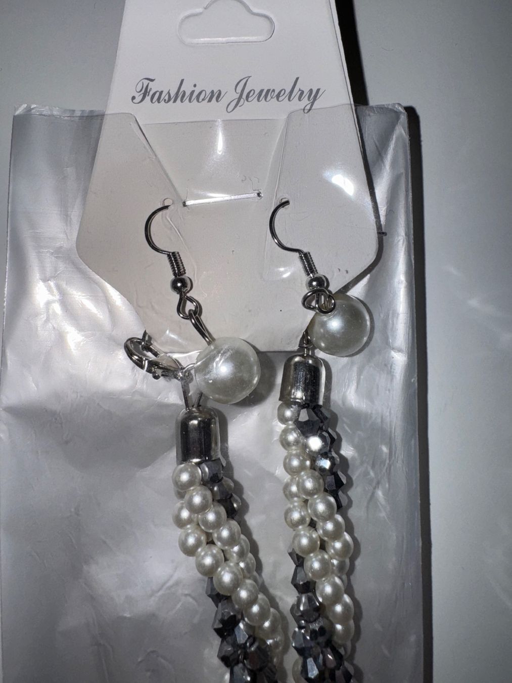 Sonstiger Schmuck: Hübsche Perlenkette mit Ohrschmuck – Neu und originalverpackt aus Grosswangen von Second_hand_paradise 2