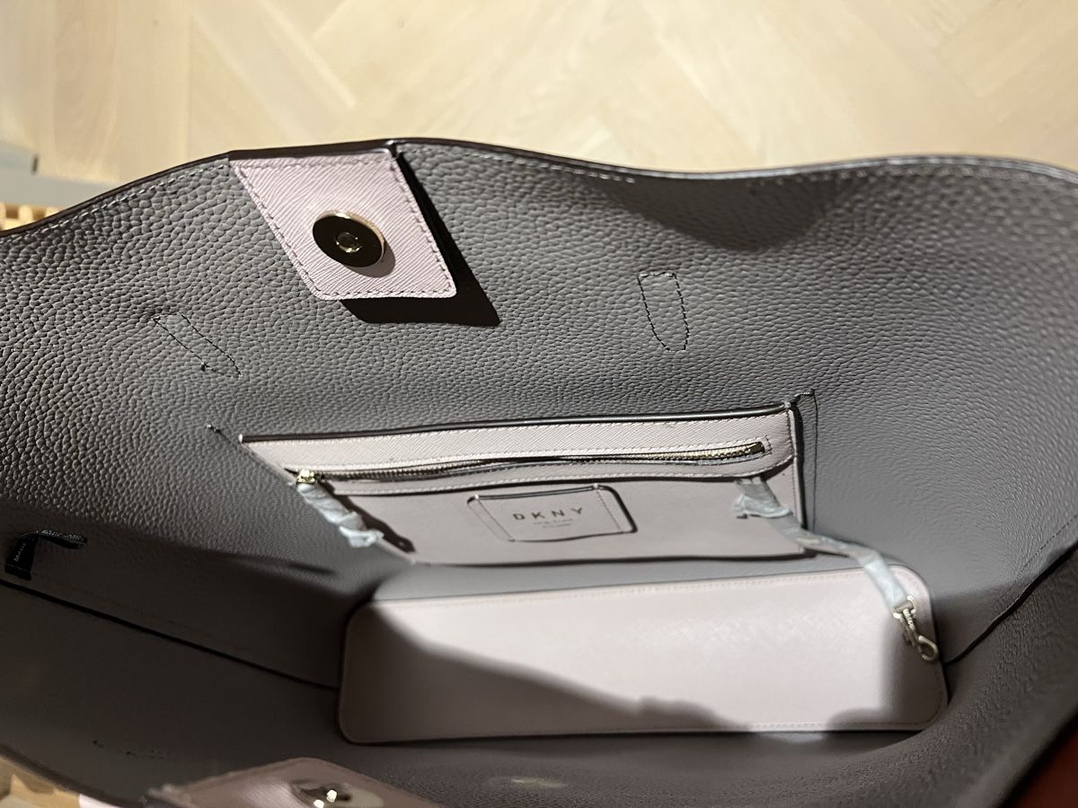 DKNY Sacs femmes: Neue DKNY Tasche – Neuf (Voir description) à Zürich par prima.01 2