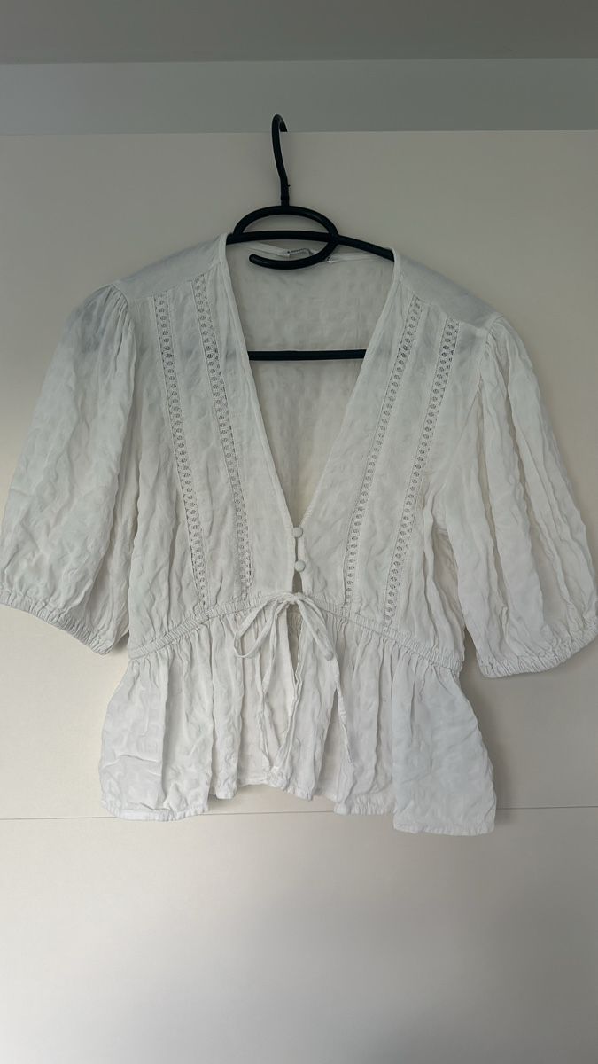 Stradivarius Camicette: Chemisier blanc Stradivarius  – Usato da Les Evouettes venduto da virg79
