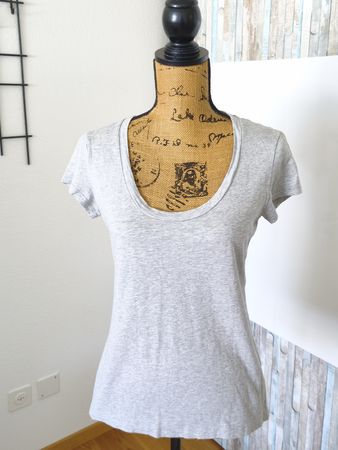 Damen T-Shirt grau Grösse S H&M guter Zustand