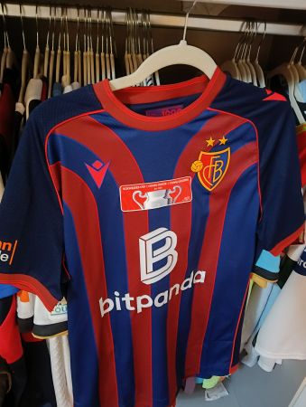 matchworn fc basel cup koneiredi