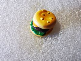 Ansteckpin 74: Hamburger