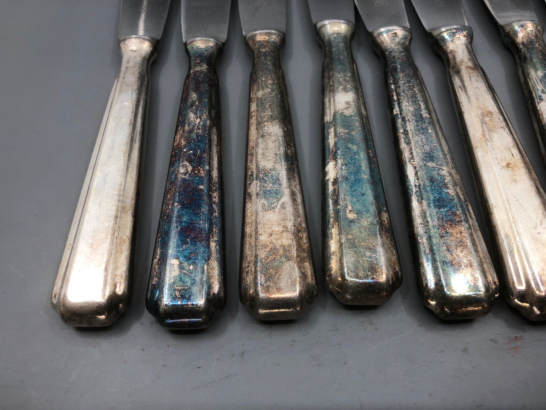 WMF Besteck: 11 Tafelmesser versilbert WMF – Gebraucht aus Basel von Tiabeanie 2