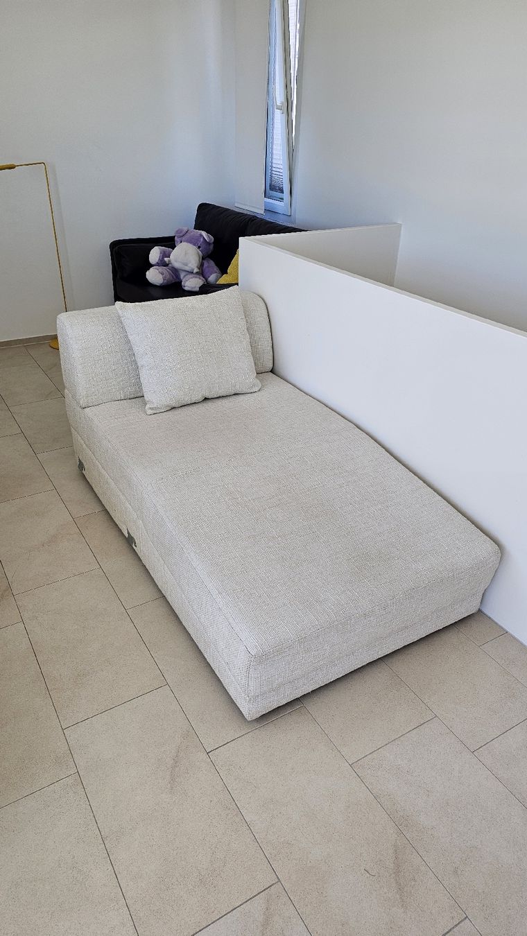Sofas: Coach mit 2 Kopfkissen – Gebraucht aus Spreitenbach von Garjulia 1