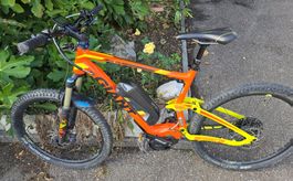 Giant Full-E eMTB Fully