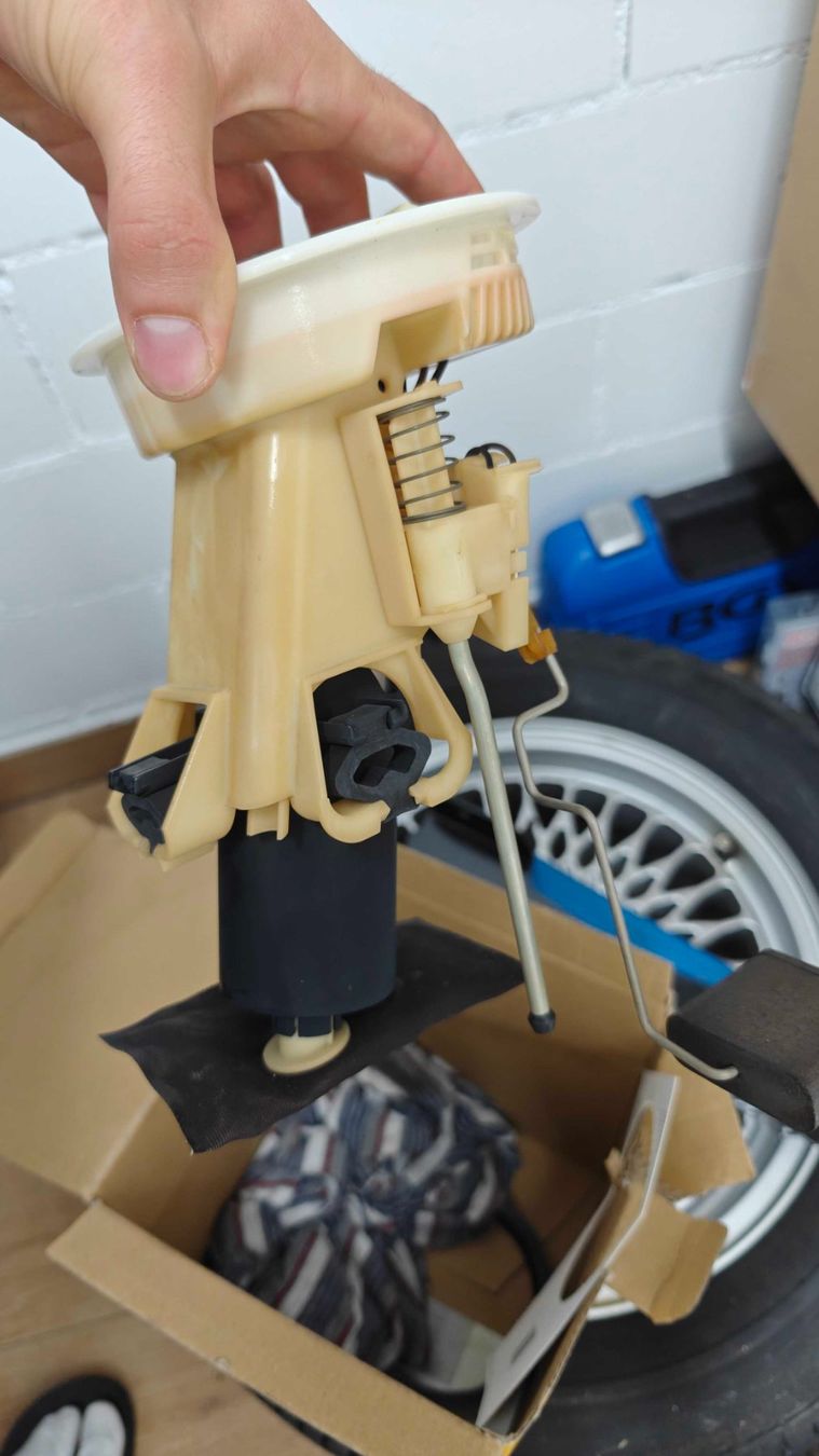 BMW Alle Autoersatzteile: BMW E36 Kraftstoffpumpe – Gebraucht – Gebraucht aus Hittnau von prz_7lyw 1