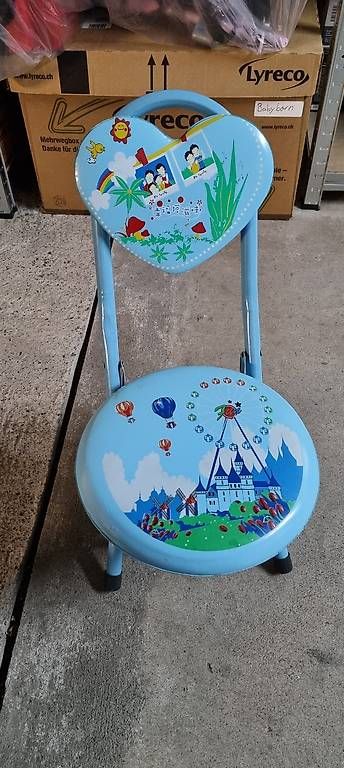 Chaises hautes: Kindersitz klappbar – D'occasion à Freienwil par orlandoca1978