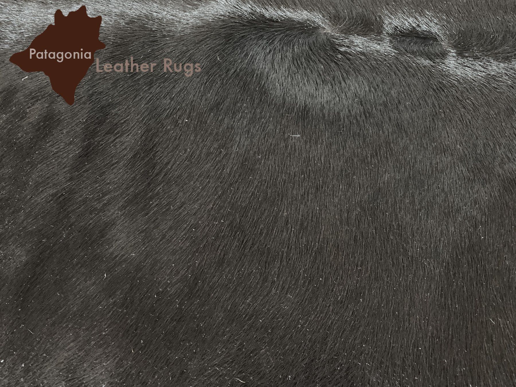 Teppiche: echtes Kalbfell Black – Neu und originalverpackt aus Arbedo von patagonialeatherrugs 1
