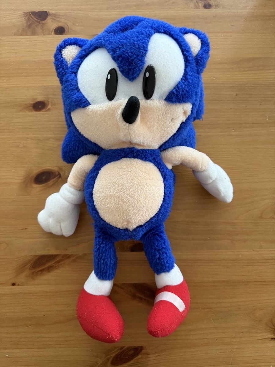 Giocattoli: Peluche Sonic – Usato da Vevey venduto da Matx