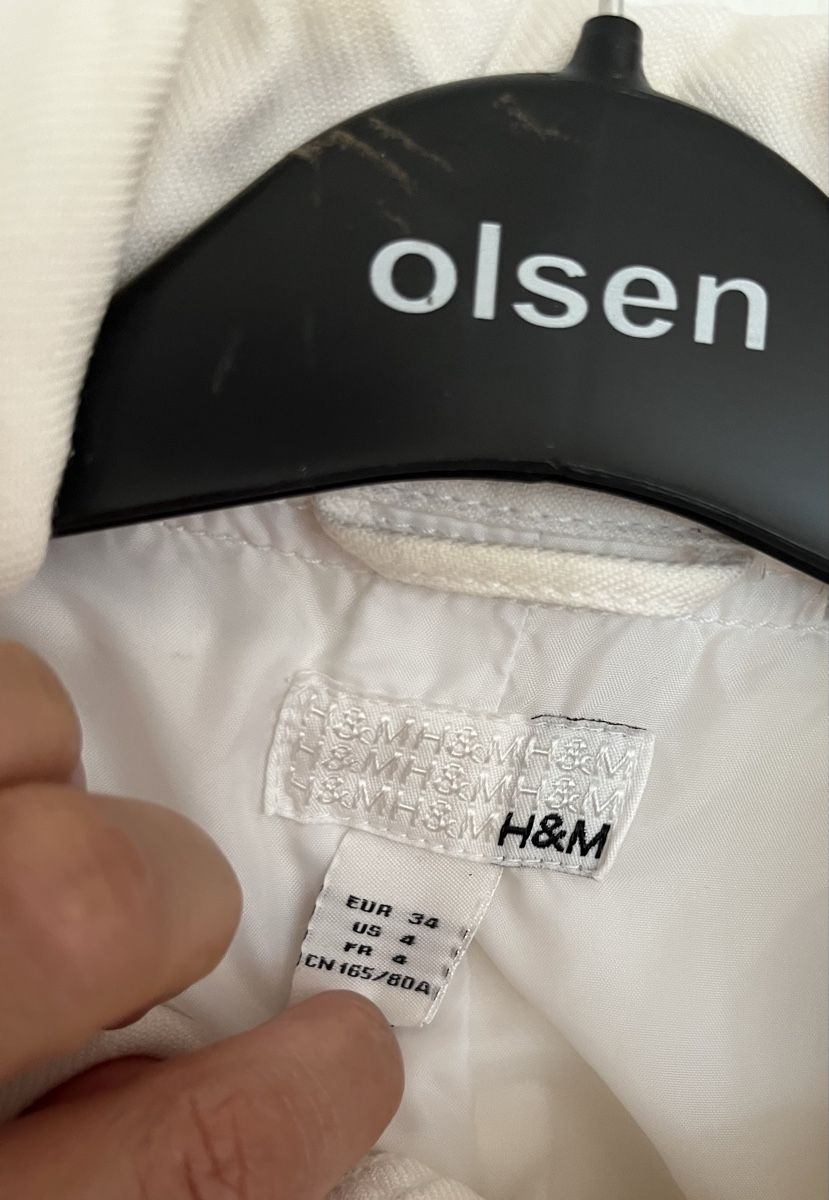 H&M Jacken: WEISSE DAMENJACKE H&M GR.34 – Gebraucht aus Basel von JJ.Elena 1