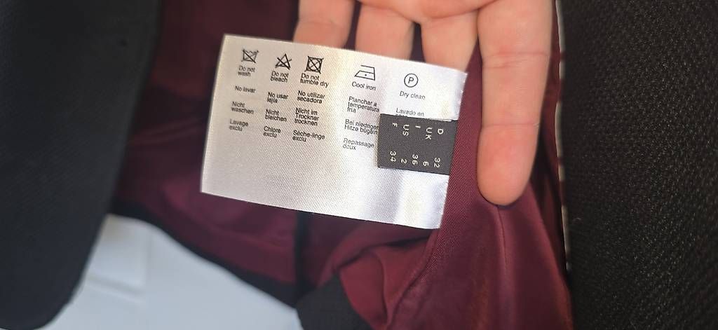 Giacche: Esprit Blazer Schwarz  Gr. 32/S – Usato da Schaffhausen venduto da isl_dj8w 1