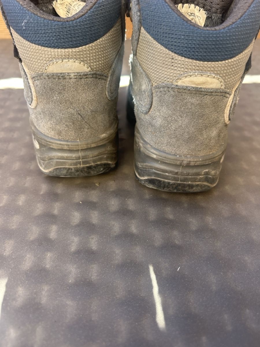 Lowa Scarpe per ragazzi: Lowa Wanderschuhe Grösse 28 – Usato da Muttenz venduto da ine_l8wg 1