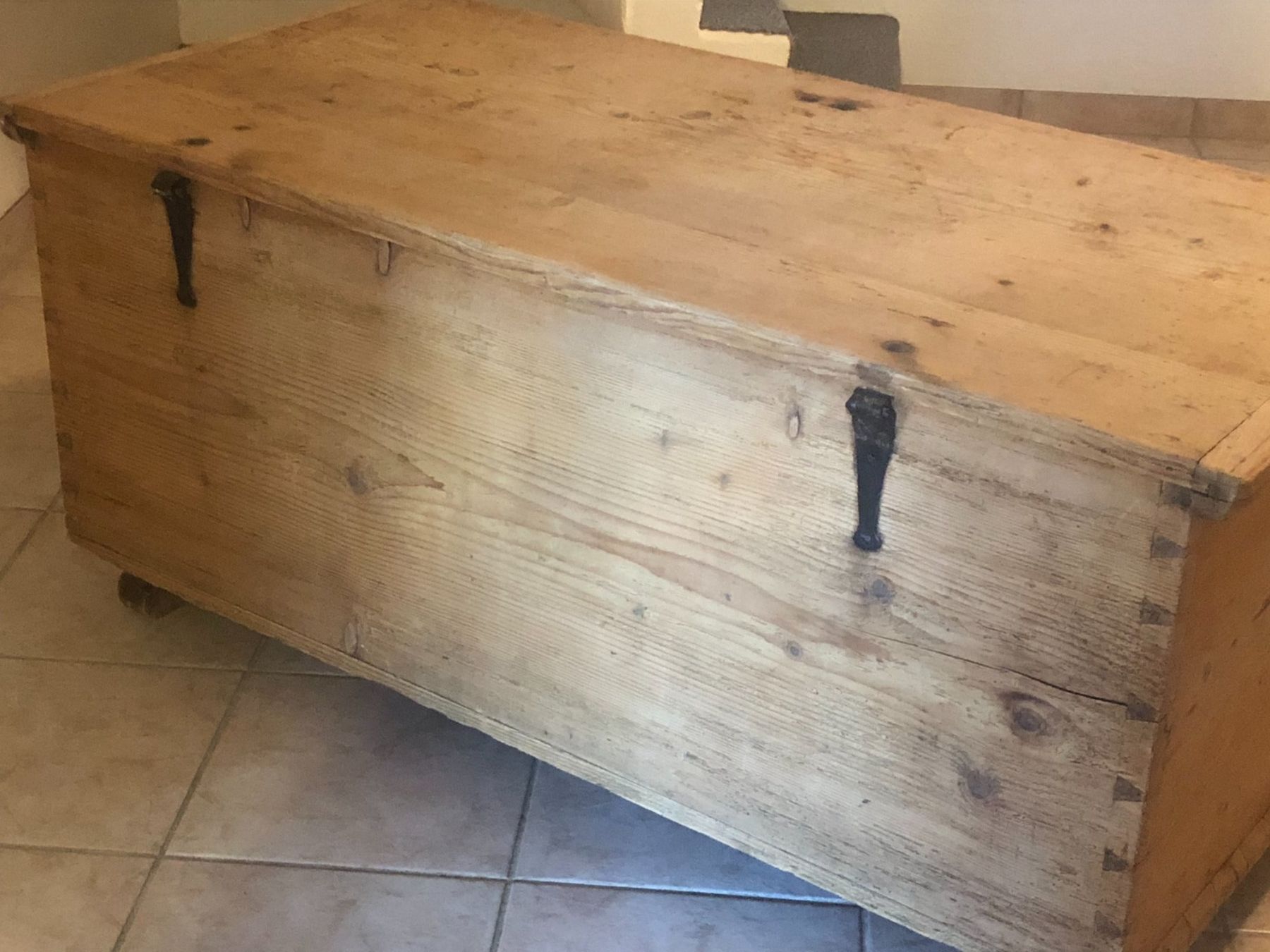 Truhen: Antike Holztruhe – Gebraucht aus Lommiswil von canoga 9