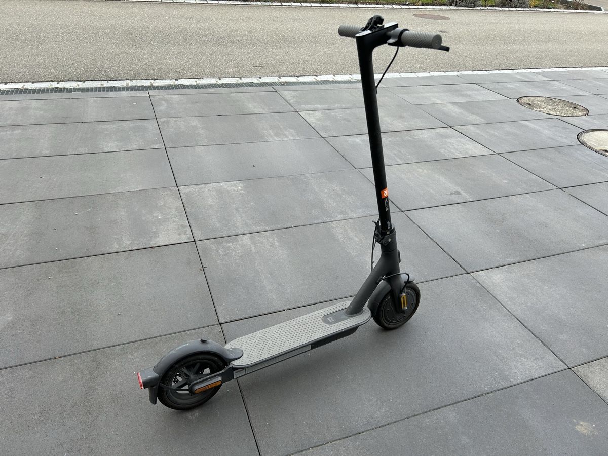 Xiaomi Kickboard: Xiaomi E-Scooter Mi 1S – Gebraucht aus Ermatingen von lfu_7twh 1