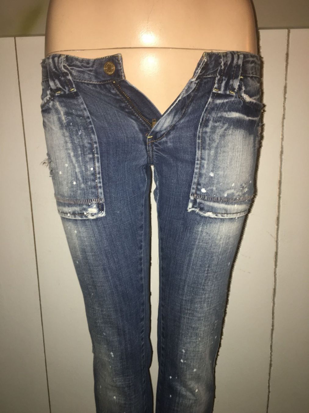 Le Temps Des Cerises Jeans: LTC LE TEMPS DES CERISES Jeans taille / Grosse W 26 – Gebraucht aus Cossonay-ville von Super-Price-Quality 1