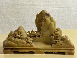 Antike chinesische Landschatfskulptur aus Shoushan - Stein
