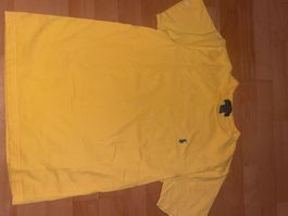 Gelbes Polo-Shirt