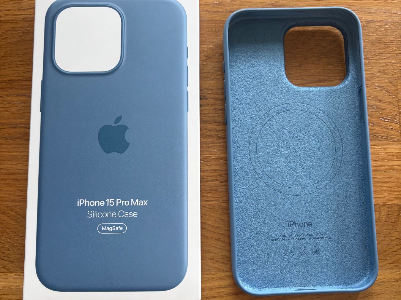 Apple Covers & Schutzfolien: iPhone 15 Pro Max Silikon Case Winter Blue – Neu (gemäss Beschreibung) aus Allschwil von KShing 2