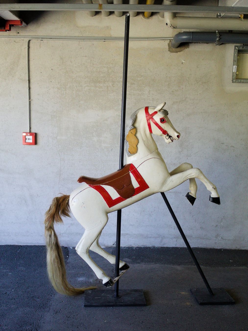Giocattoli: Cheval de manège début XXe – Usato da Les Mayens-de-Sion venduto da valbroc 3