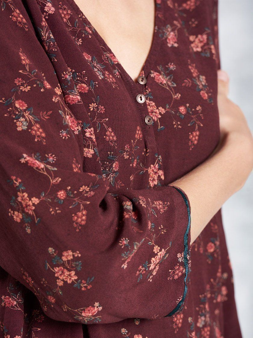 Nile Camicette: Nile Luxus Bluse mit Blumenmuster Rosen S – Nuovo (secondo la descrizione) da St. Gallen venduto da Hereplaysmusic 6