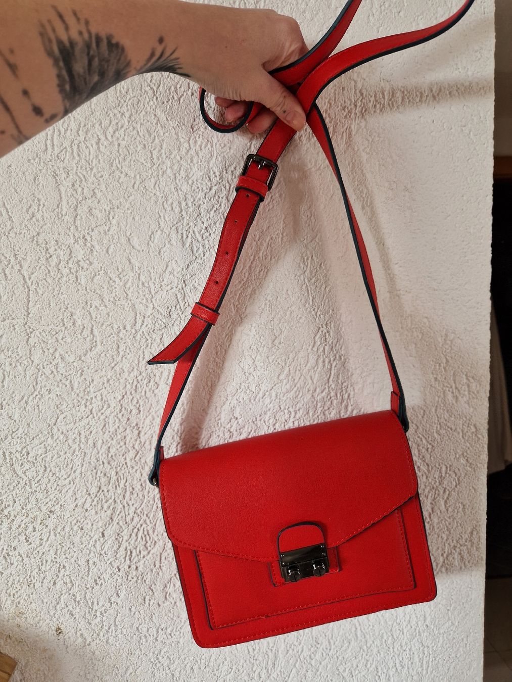 Pieces Borse da donna: Sac Pieces rouge – Nuovo (secondo la descrizione) da Blignou (Ayent) venduto da Mazikeen 1