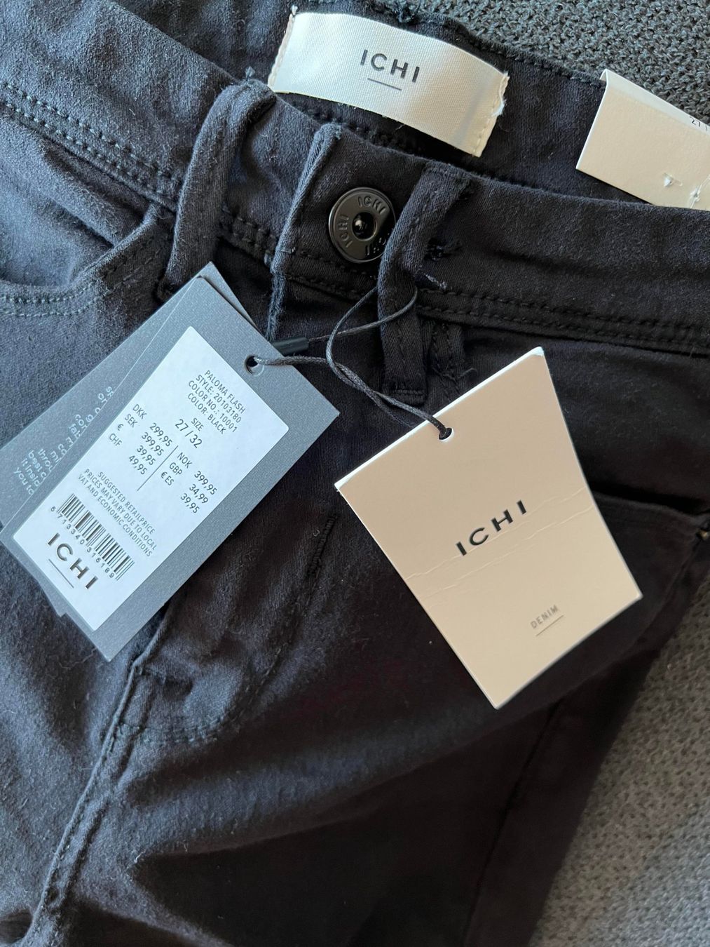 Jeans: Neues Jeans 27/32 – Neuf avec emballage d'origine à Riehen par edu_92w7 7