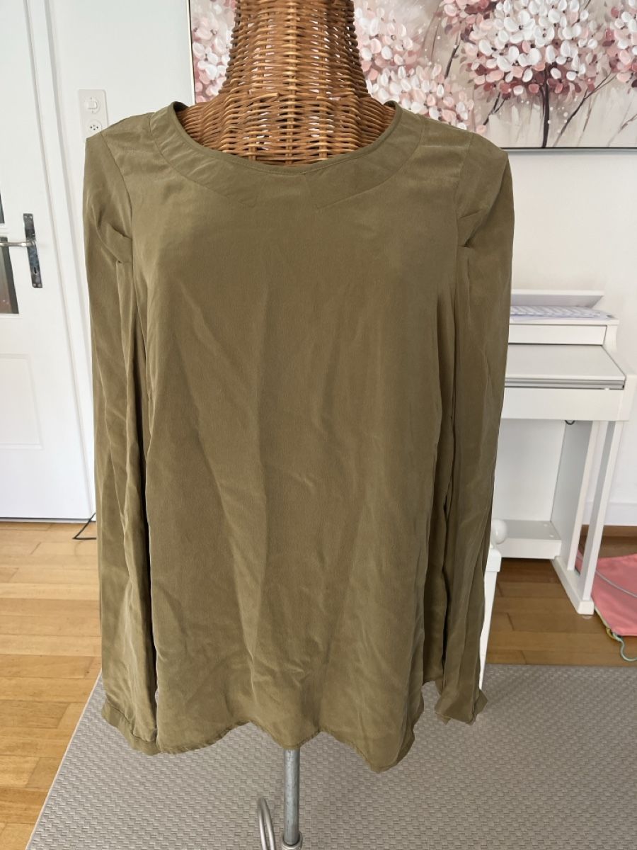 Cyrillus Camicette: Seidenbluse, Cyrillus, Khaki, 40/42 – Usato da Solothurn venduto da Bobesch08