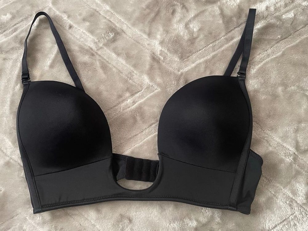 Sonstige Unterwäsche: Push Up BH 80 D schwarz neu – Neu (gemäss Beschreibung) aus Zürich von Maggi1980 1