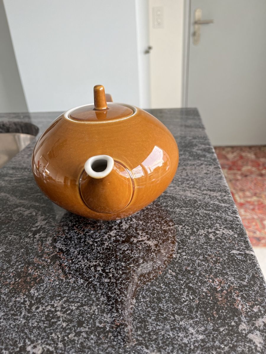 Rössler Teekannen: Rössler Braune Teekanne Designklassiker – Gebraucht aus Zürich von Roulet 2