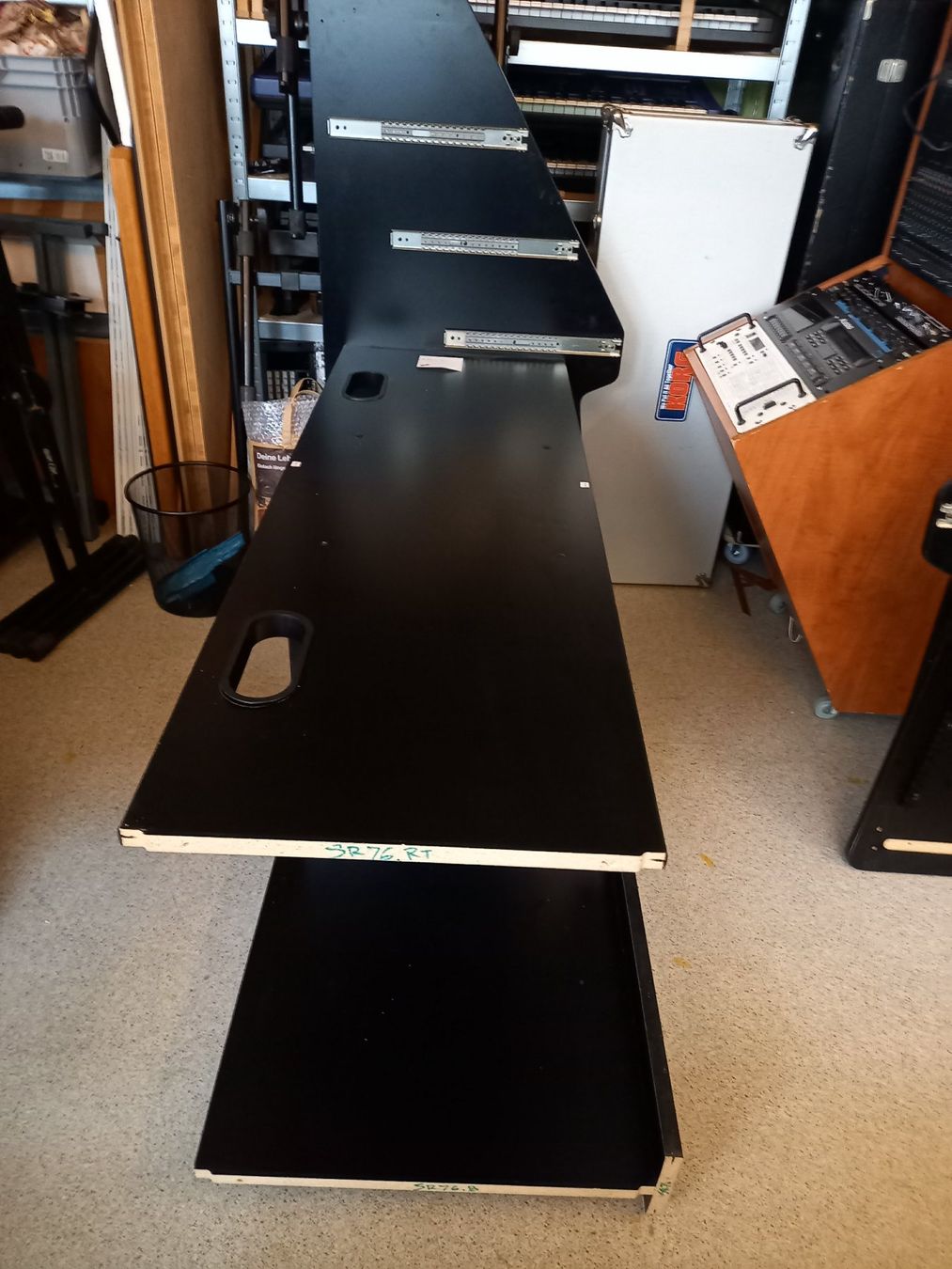 Strumenti musicali: Omnirax SynthRax 88 Keyboardgestell – Usato da Luzern venduto da garlicia 6