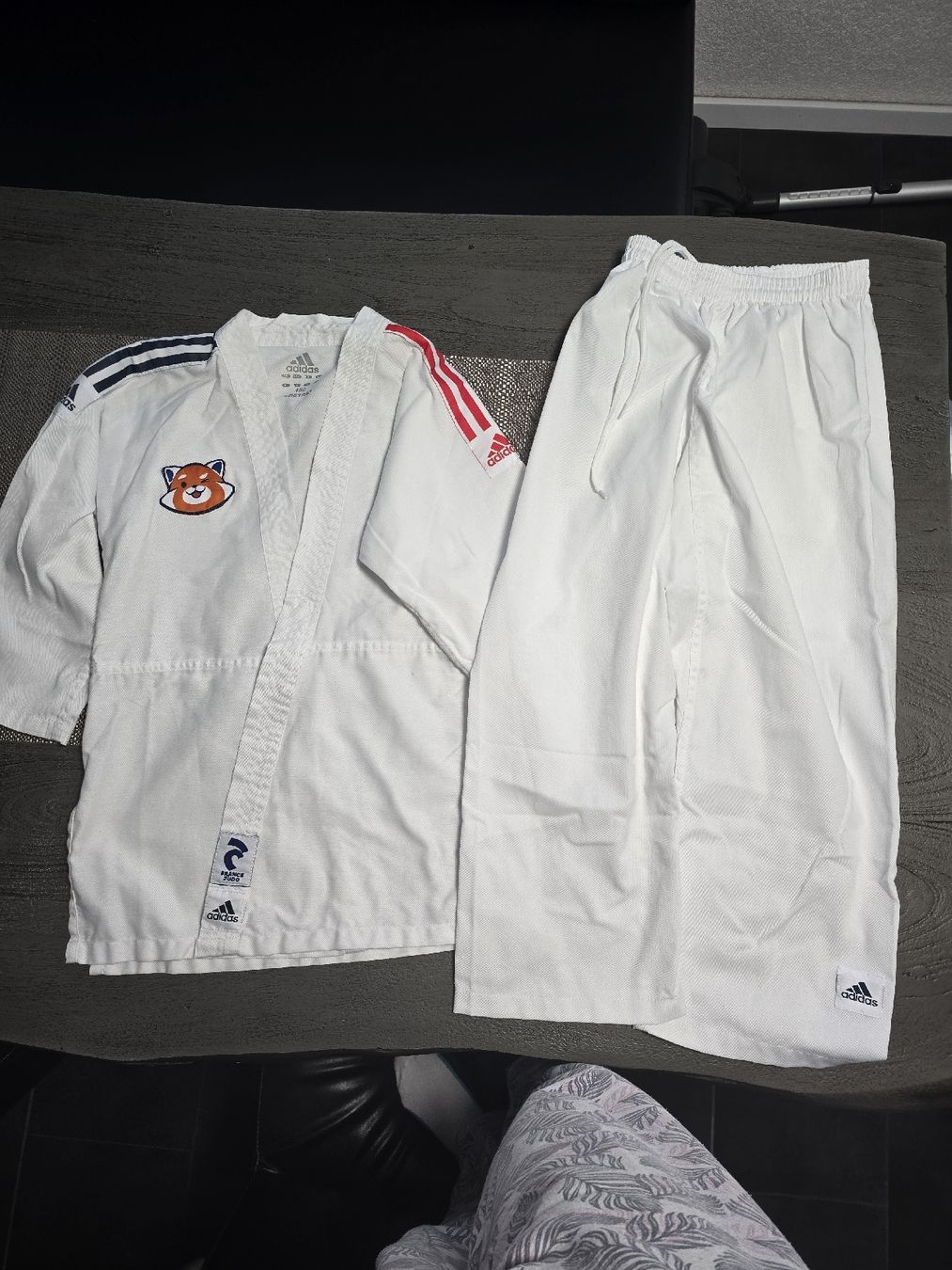 Anzüge: Traininganzug 150 Adidas – Gebraucht aus Ehrendingen von Ince2016
