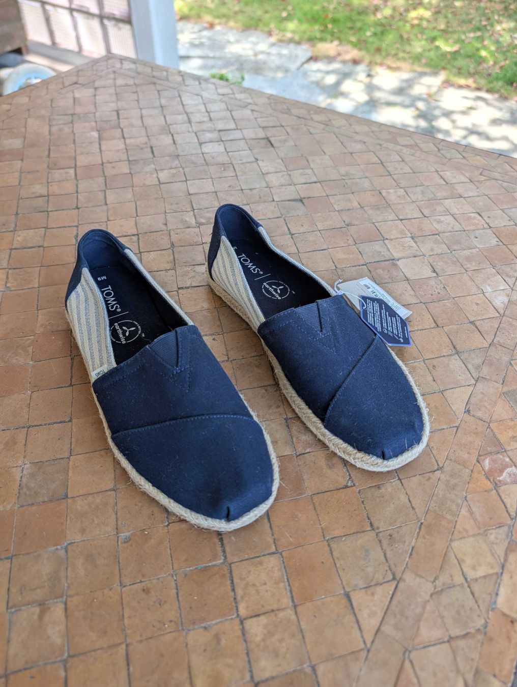 Toms Herrenschuhe: Espadrilles TOMS bleu marine – Neu und originalverpackt aus Couvet von mal_tk2g 2
