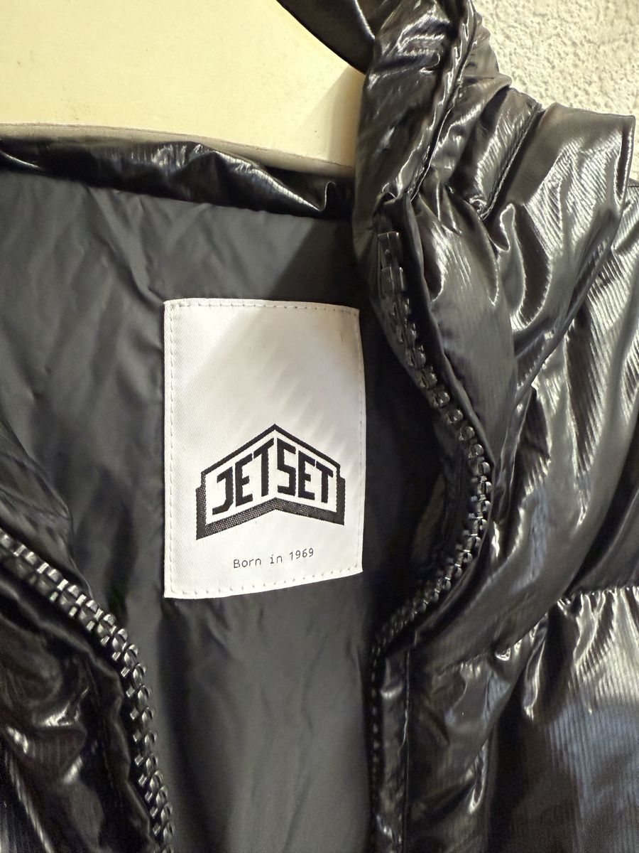 Jet Set Giacche: JET SET WINTERJACKE – Nuovo (secondo la descrizione) da Biel/Bienne venduto da lichterhoh 1