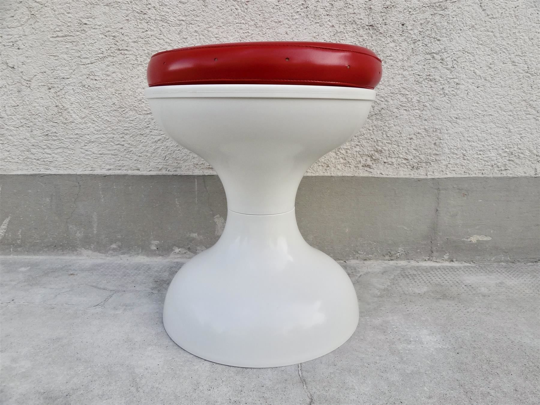 Hocker: Badhocker Vintage Tulpenfuss 60er 70er – Gebraucht aus Kerzers von zimmergruen 2