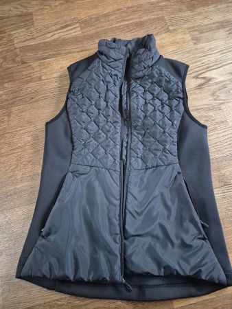 H&M Sports black vest size S