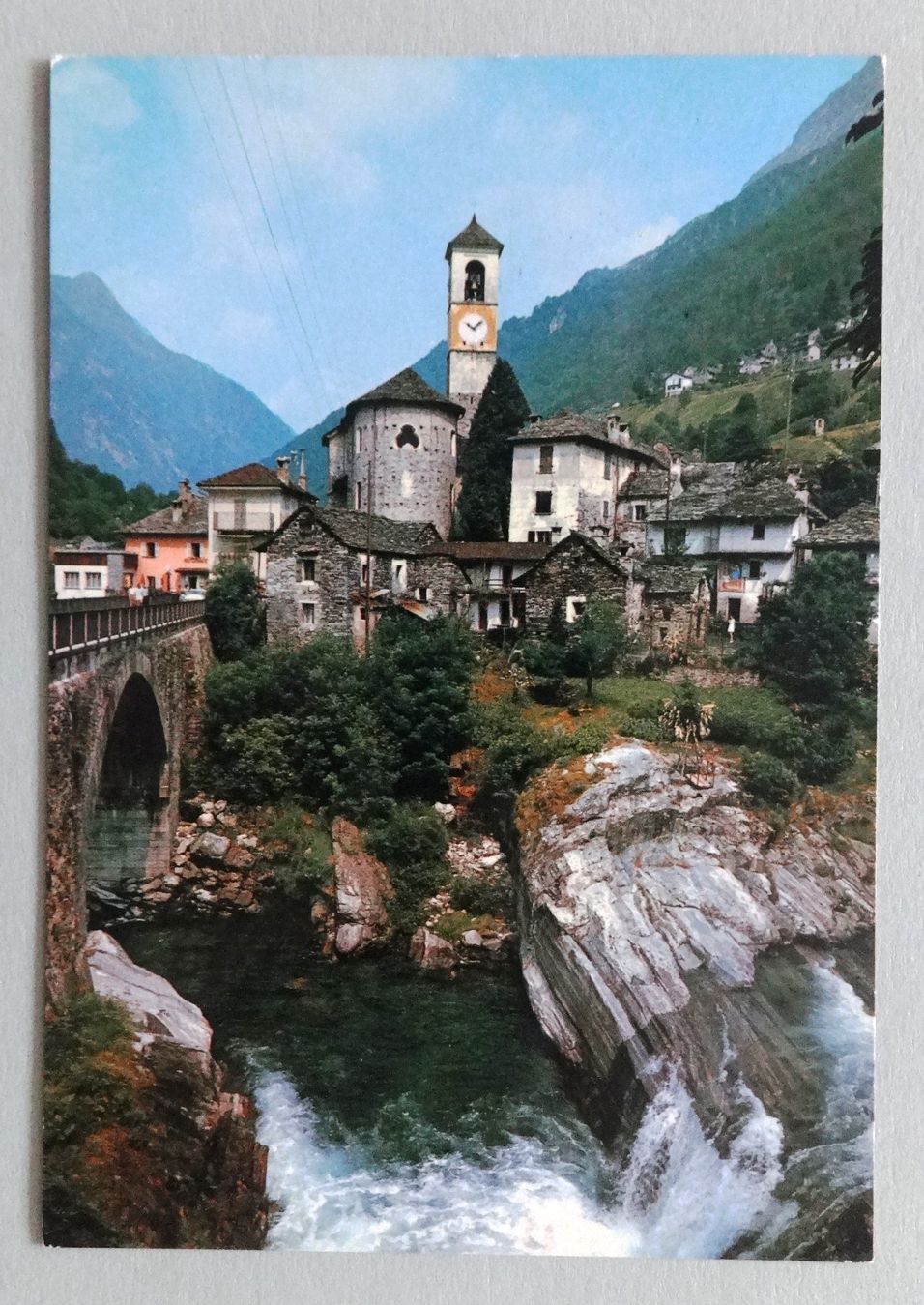 Cartes postales: Lavertezzo - Valle Verzasca – D'occasion à Fétigny par Billy2miny