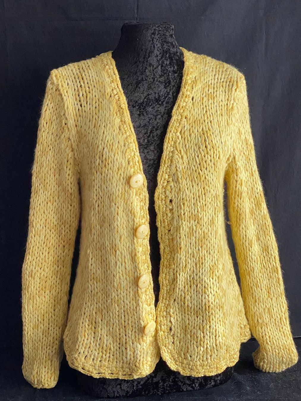 Giacche: Wunderschöne Handgefertigte Strickjacke aus Wolle – Nuovo (secondo la descrizione) da Schaffhausen venduto da uniqueketten 9