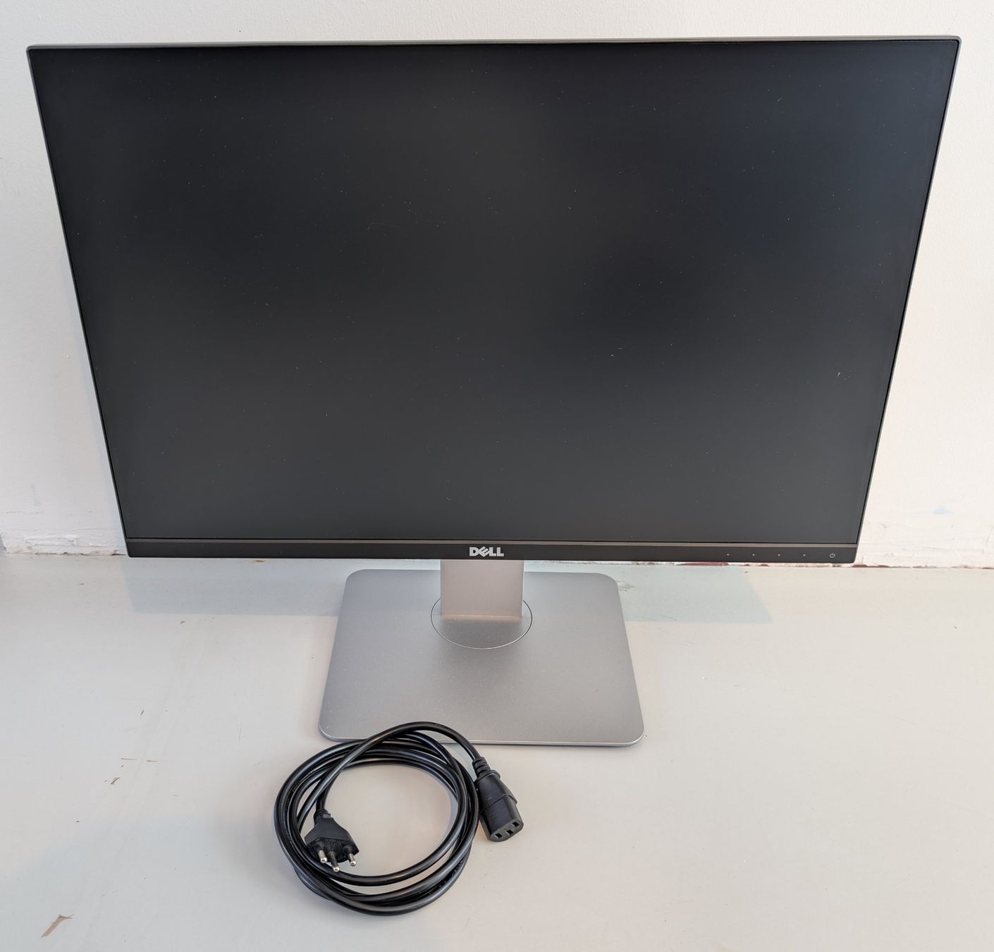Dell Monitore: DELL U2415b 24" Monitor – Gebraucht aus Dietlikon von ComdatAG